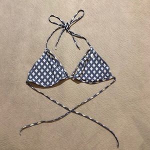 🌊Volcom Bikini Top🌊